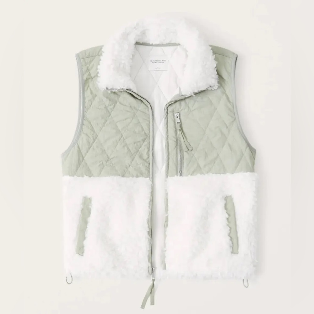 (NWT) ABERCROMBIE & FITCH Two-Tone Sherpa Vest in Green/White | Size: XS